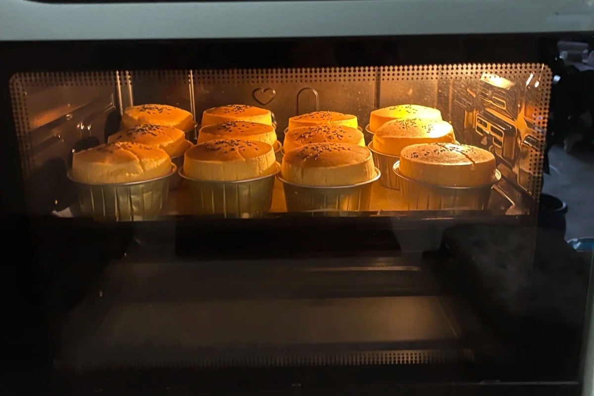 aluminum foil tray in oven